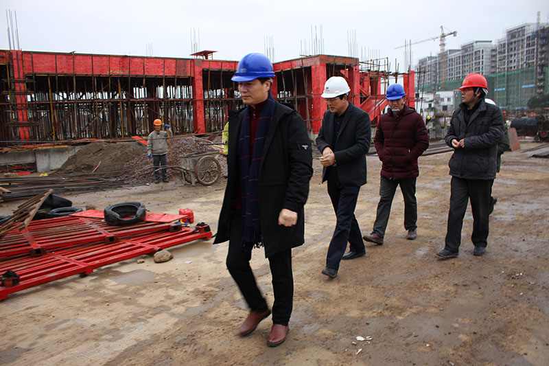 提前应对雨雪天，排查隐患保安全