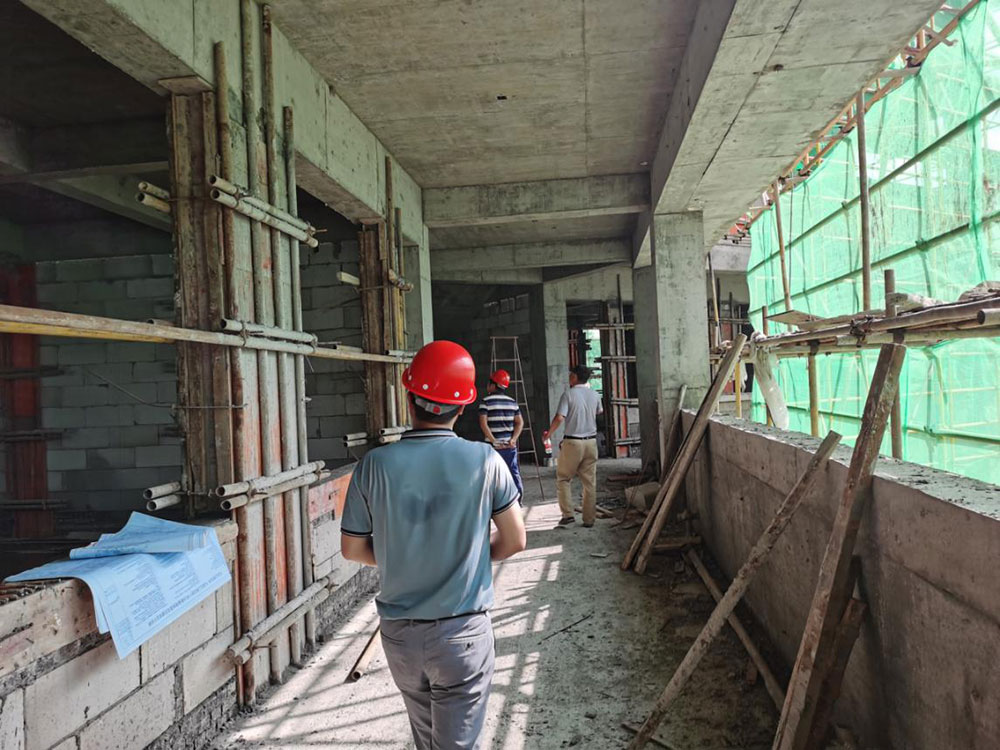 江南实验小学2#教辅楼完成一、二层主体结构验收