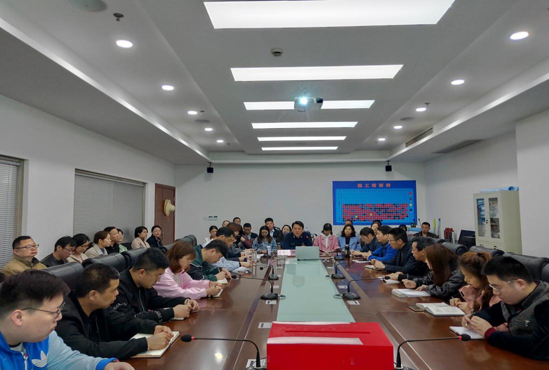 屯溪区国投集团选举产生第一届职工代表