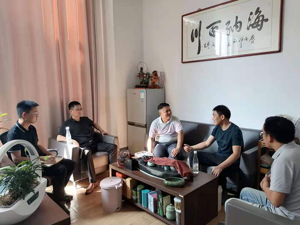 国资运营公司走访九龙园区企业，服务重点项目发展