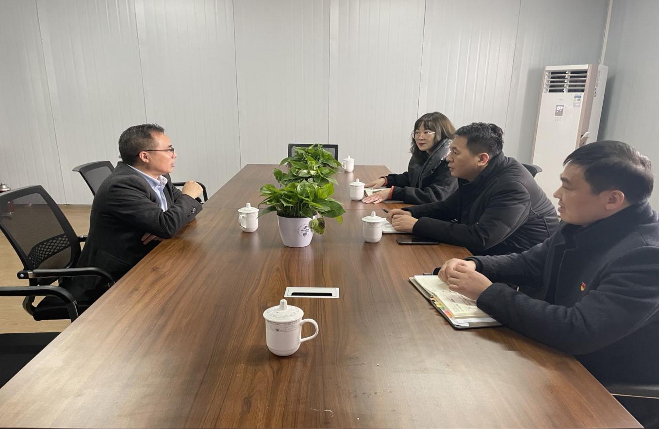 “一改两为五做到 深走实访解企忧”屯溪区国投集团开展二月主题党日活动