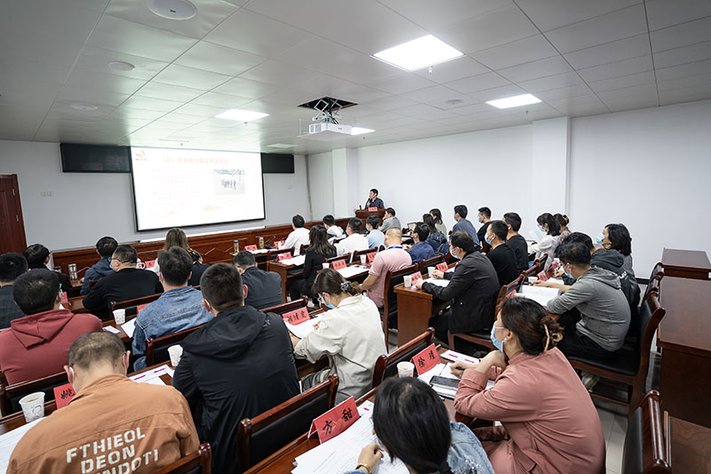 屯溪区国投集团召开2021年度党支部书记抓党建工作述职评议会