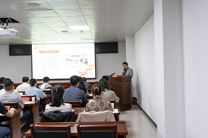 屯溪区国投集团召开2021年度党支部书记抓党建工作述职评议会