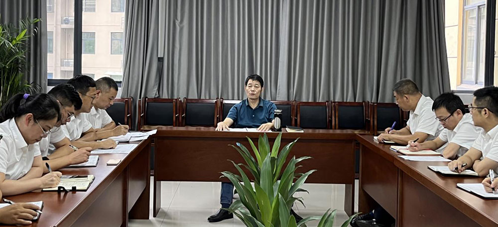 城建投公司党支部召开党员（扩大）会议暨酒驾、醉驾等违法犯罪行为警示教育集体谈话会