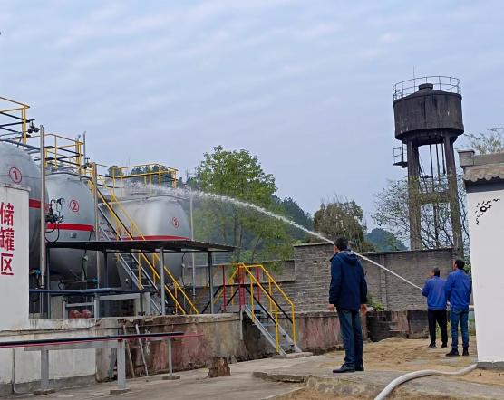 消防应急常演练  筑牢安全“防火墙”  石油液化气公司开展应急演练