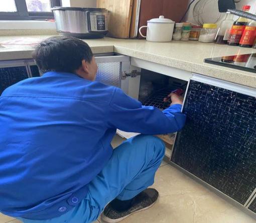 迎“五一”，抓安全，保供应