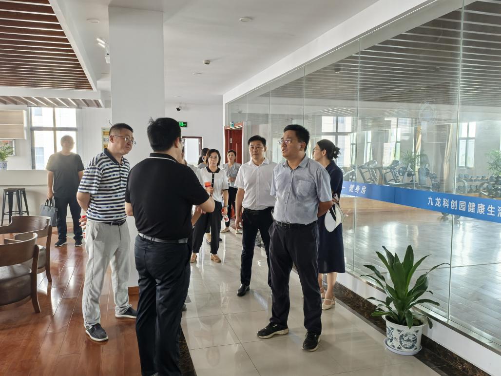 深入实地调研 保障人才安居——区委组织部调研国资运营公司人才公寓项目