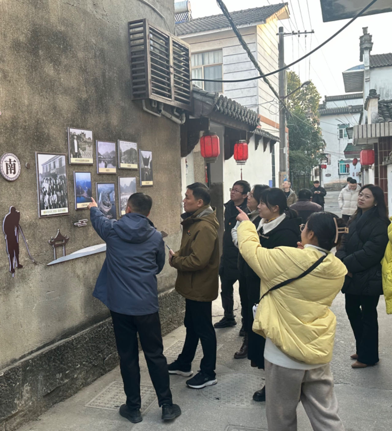 屯溪区国投集团党委举办2024年党务工作者培训班