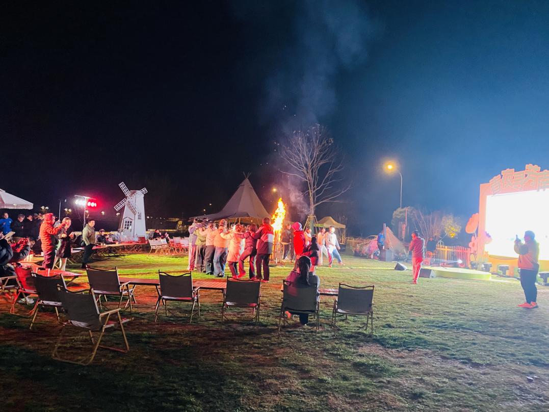 南溪南春夜寻芳：篝火为引，点亮乡村之旅