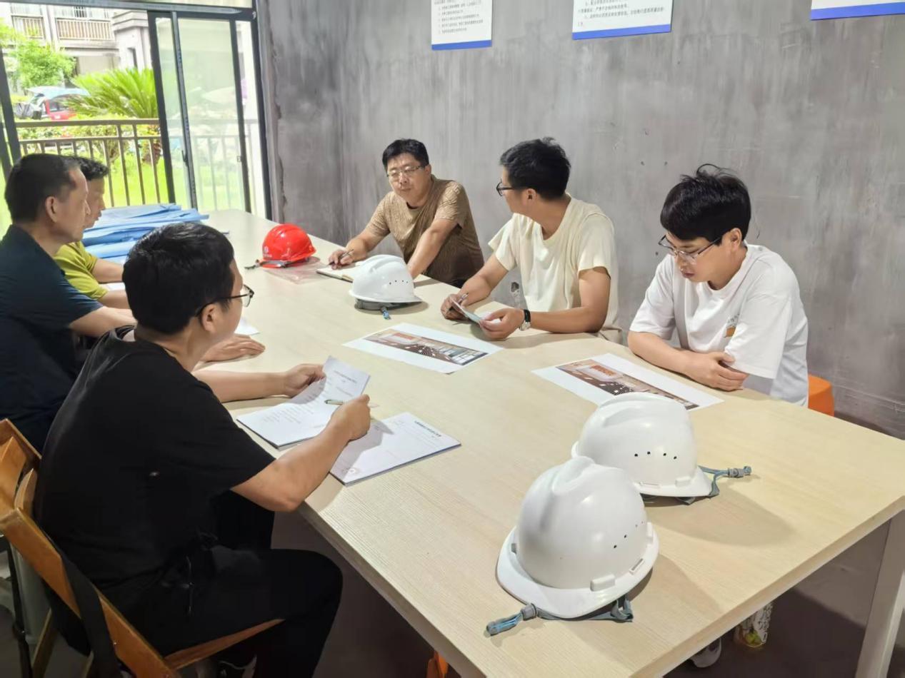 百鸟亭幼儿园建设项目组织开展2025年安全生产月隐患排查工作