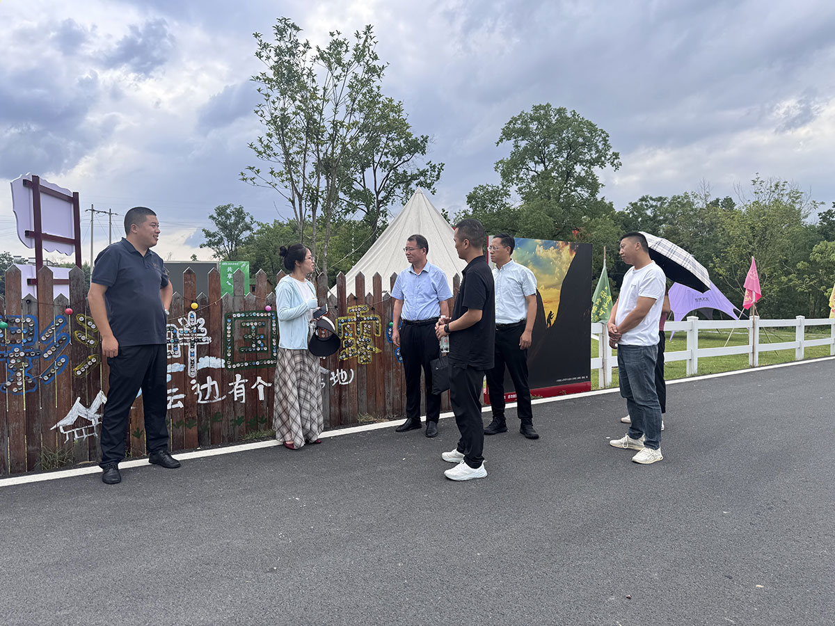 文化为魂，生态为基——傍霞村乡村振兴特色模式探讨