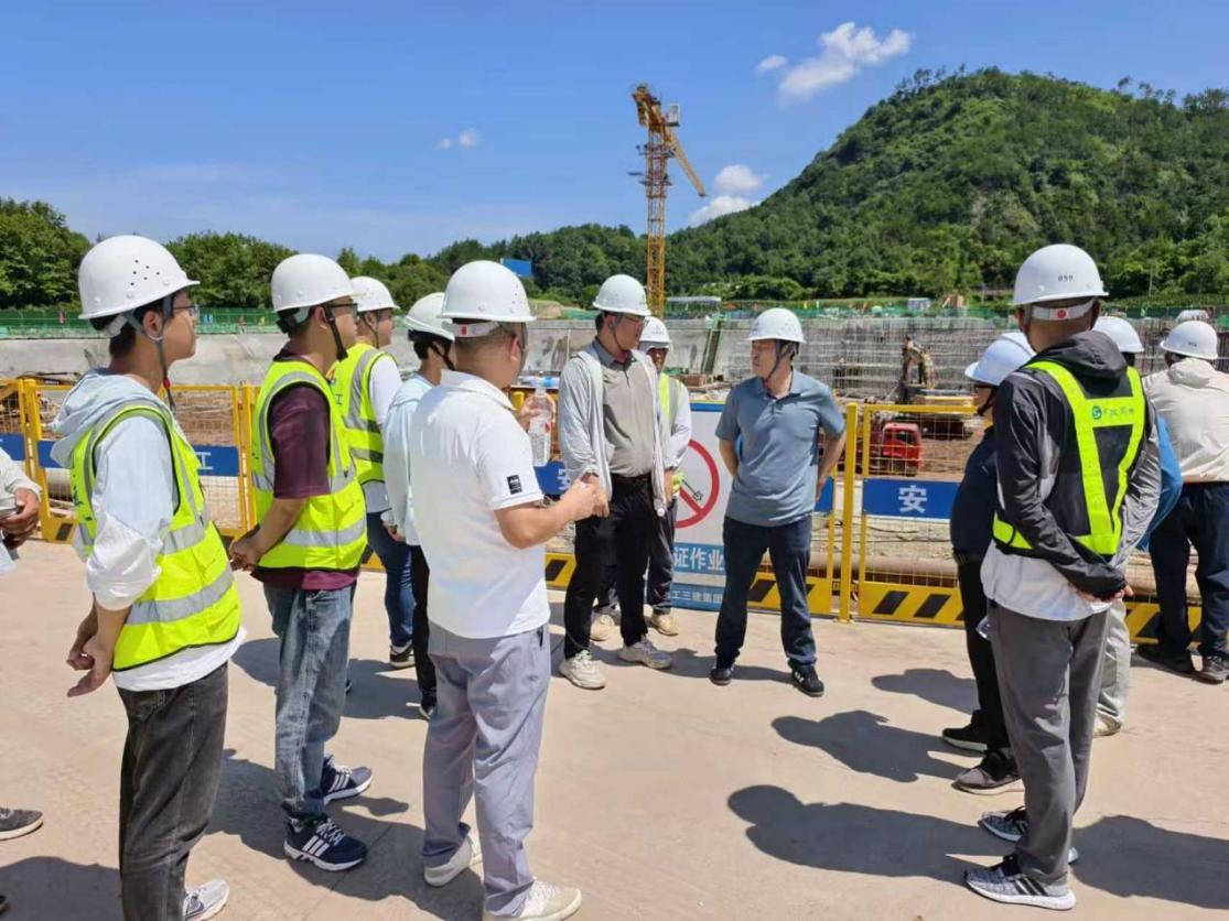 筑安全防线 迎平安双节丨城建投公司开展节前安全生产检查