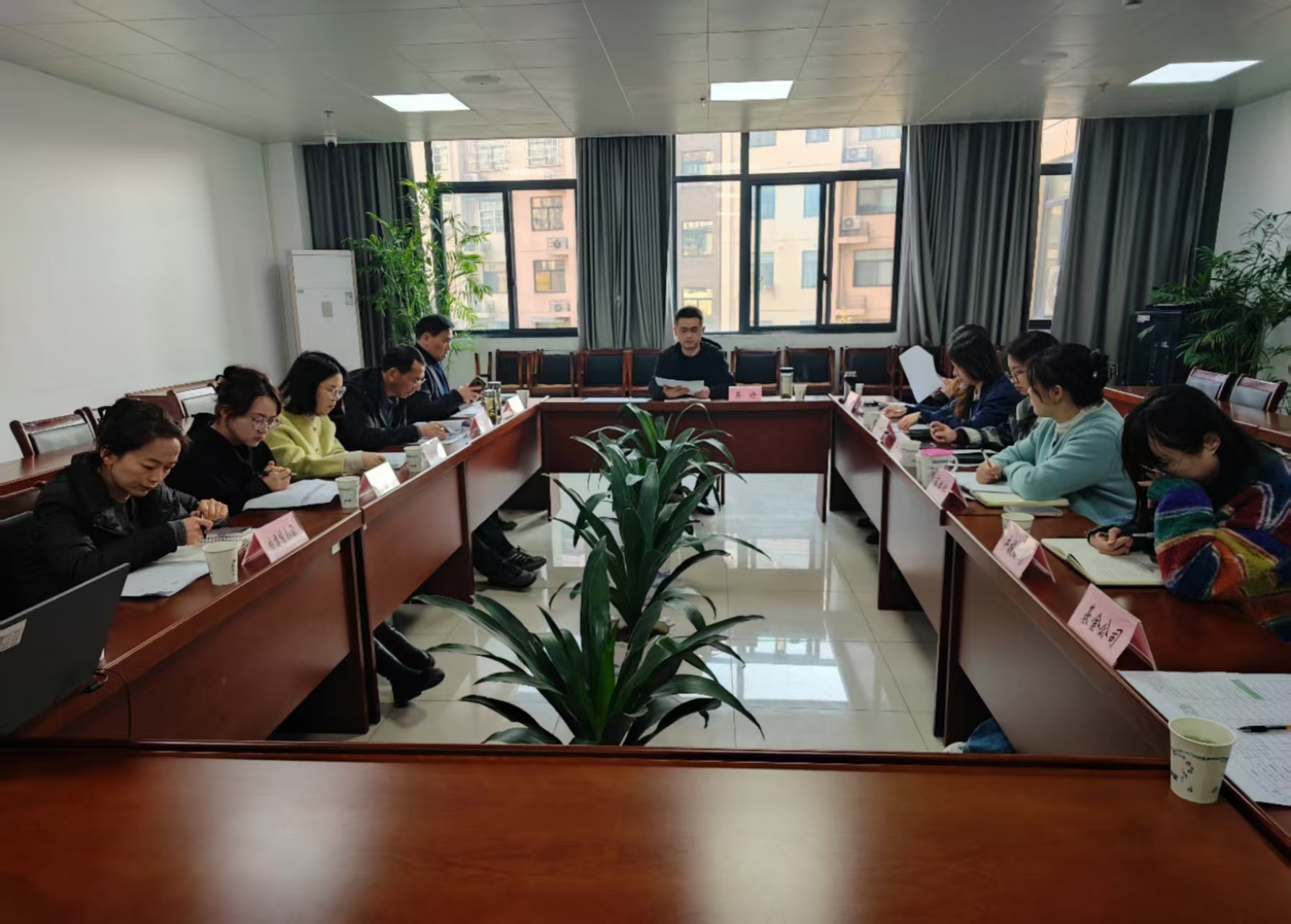 屯溪区国投集团召开2026年资金调度暨经营预算编制工作会议