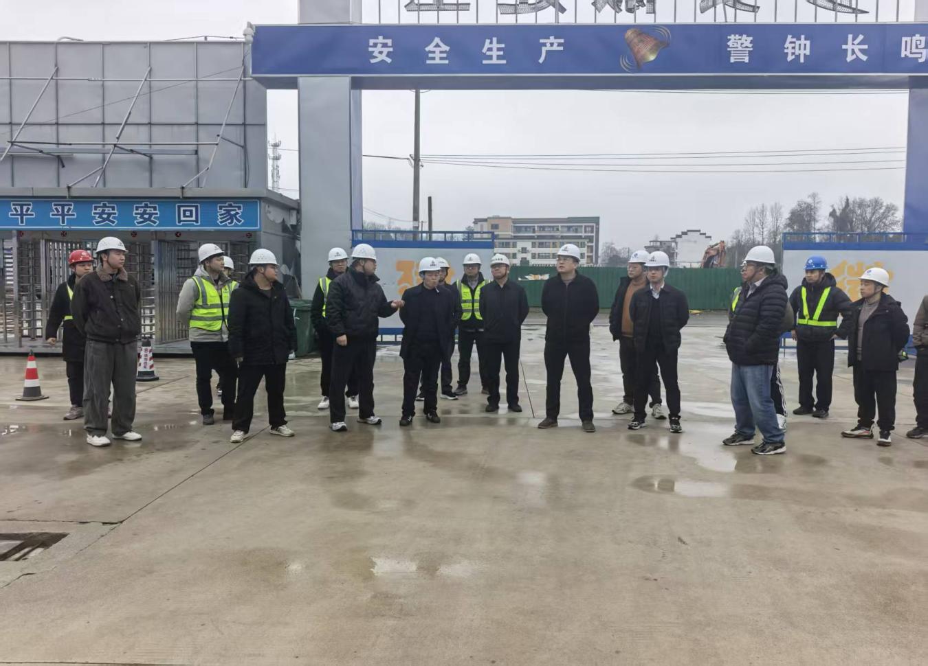 收心归位鼓干劲  实干争春促发展——屯溪区国投集团开展春节后在建项目开复工检查