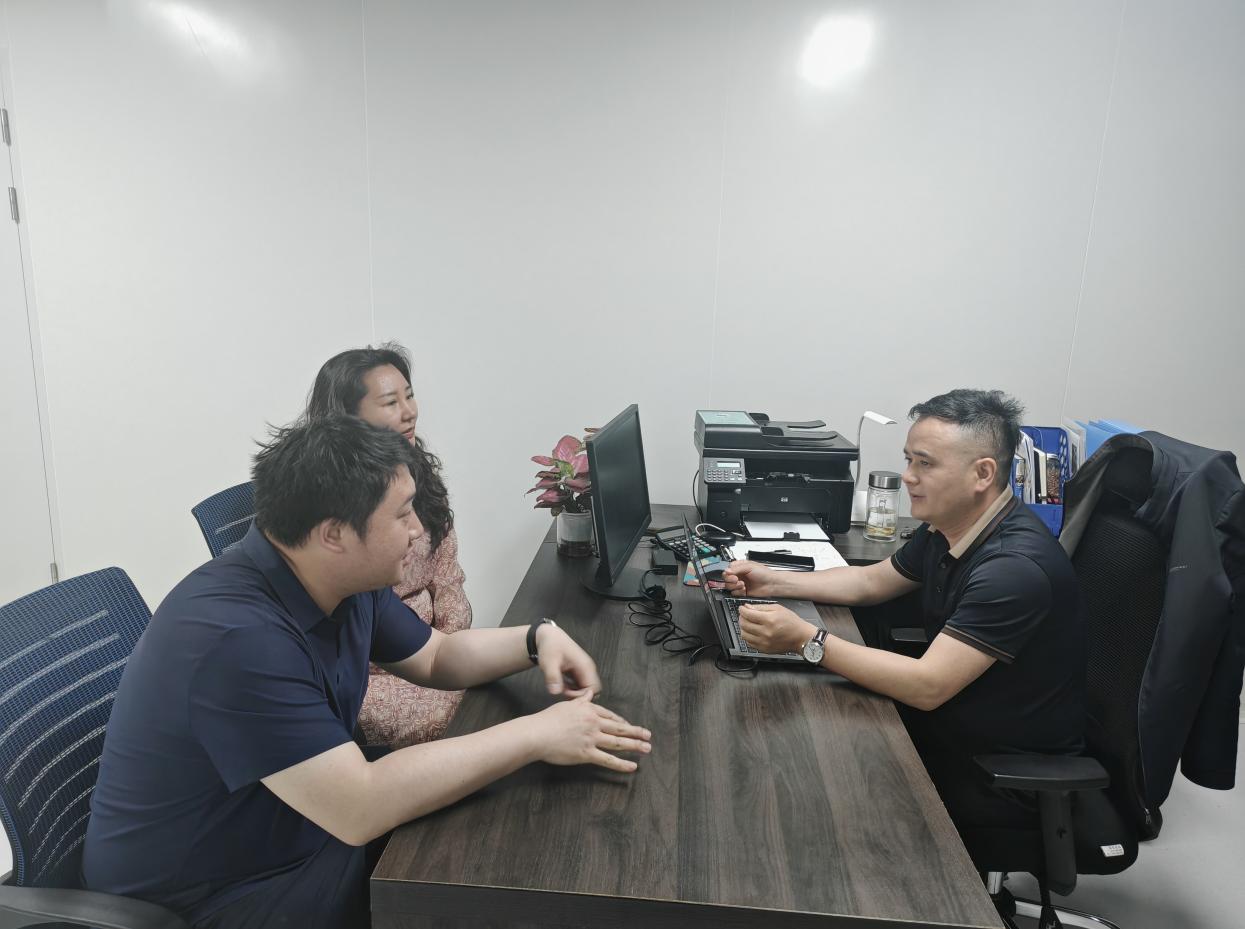 开展保后走访 助力企业稳健发展