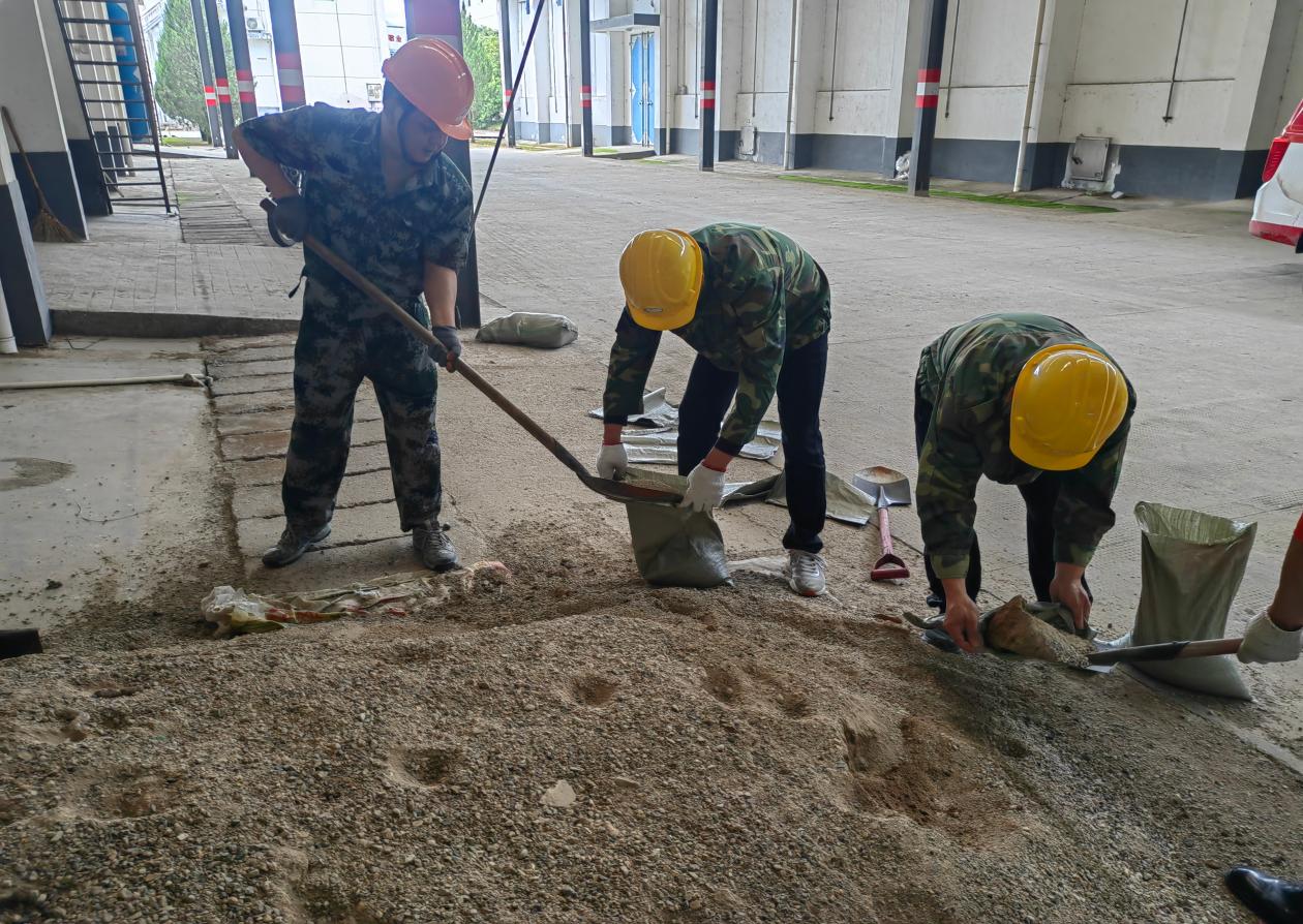 聚焦隐患排查 强化应急能力——屯溪区国投集团扎实开展2026年“安全生产月”系列活动