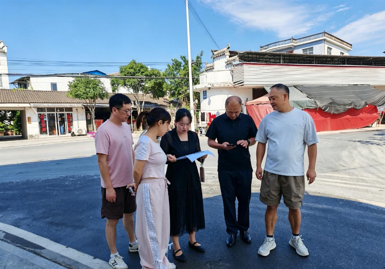 实地踏勘摸实情 精准施策促更新昱城产投开展城市更新重点项目现场调研